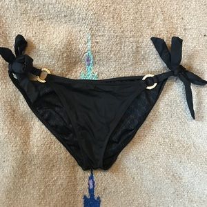 Black bikini bottoms